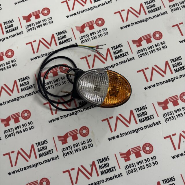 Ліва передня сигнальна лампа LY1104-3-48-061 YTO ЮТО